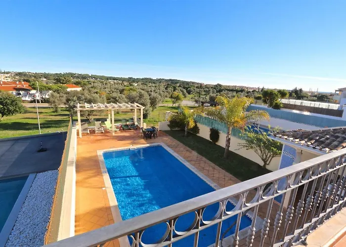 Heloise 139 - Clever Details 빌라 빌라모라