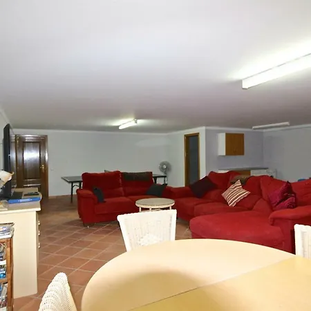 Heloise 139 - Clever Details Villa *